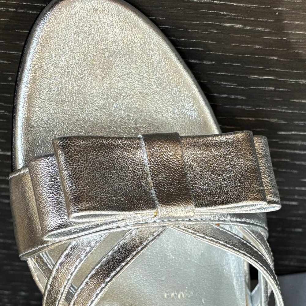 Vaneli Women's Martey Silver Slingback Sandal - Picture 11 of 16